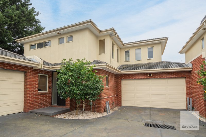 Photo - 2/39 Mckean Street, Box Hill North VIC 3129 - Image 1