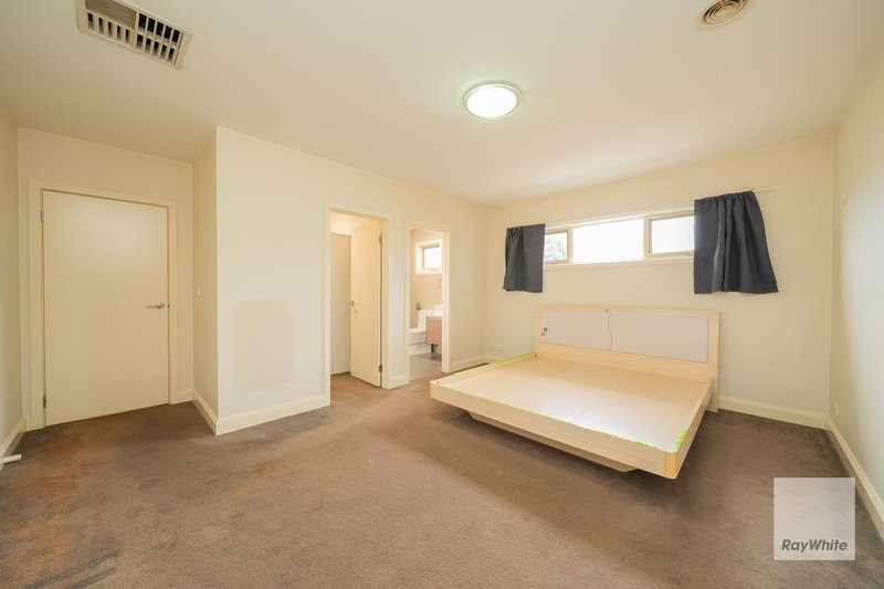 Photo - 2/39 Mckean Street, Box Hill North VIC 3129 - Image 5