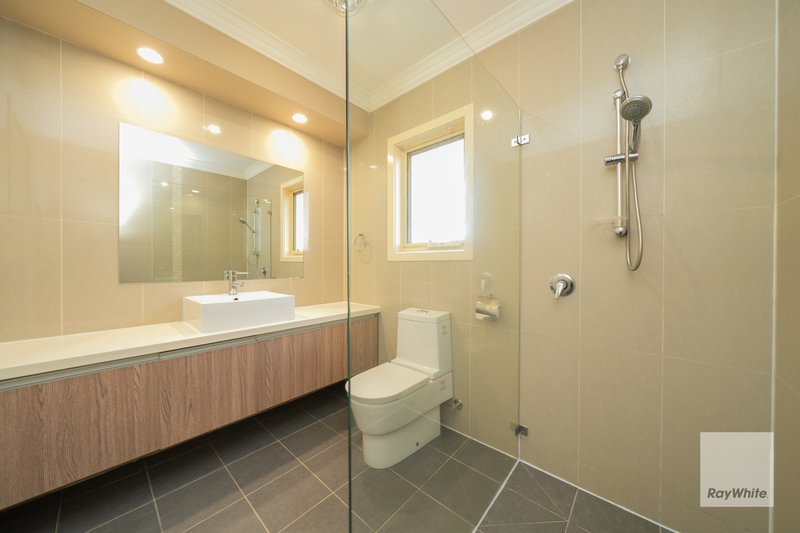 Photo - 2/39 Mckean Street, Box Hill North VIC 3129 - Image 9