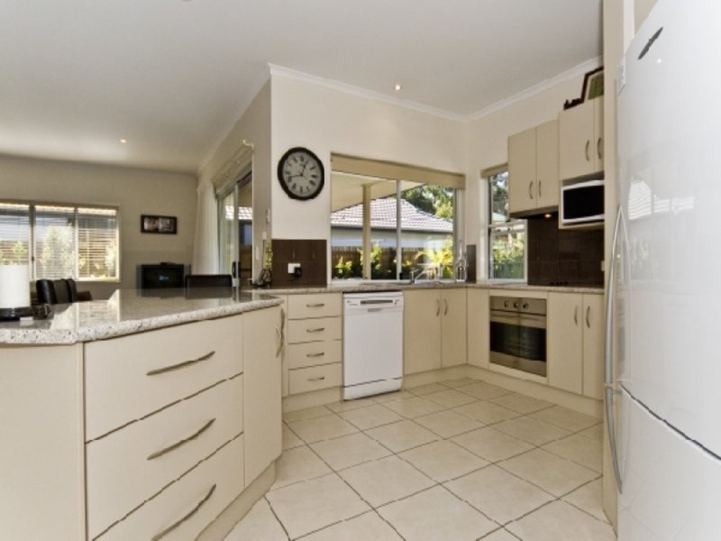 Photo - 239 Mons School Road, Buderim QLD 4556 - Image 2