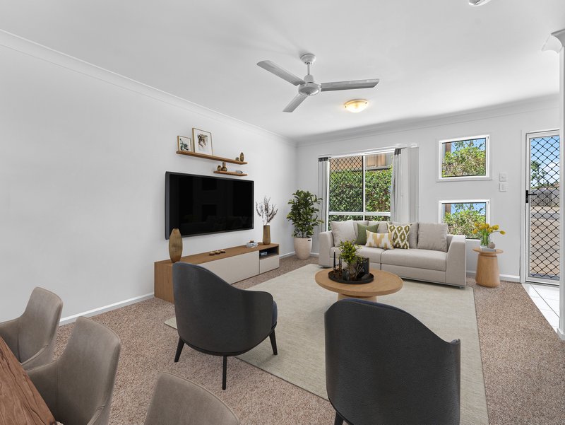 Photo - 2/39 River Road, Bundamba QLD 4304 - Image 4