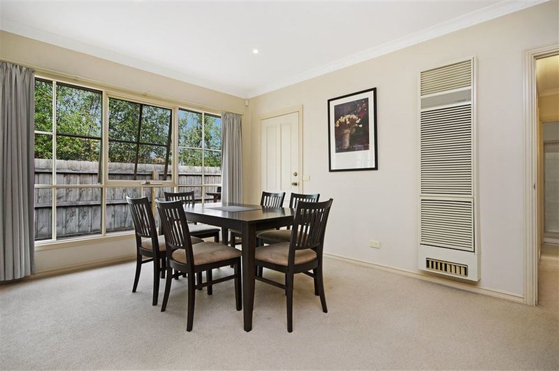 Photo - 2/39 Rowe Street, Hamlyn Heights VIC 3215 - Image 5