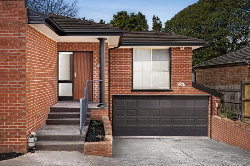 Photo - 2/390 Stephensons Road, Mount Waverley VIC 3149 - Image 1