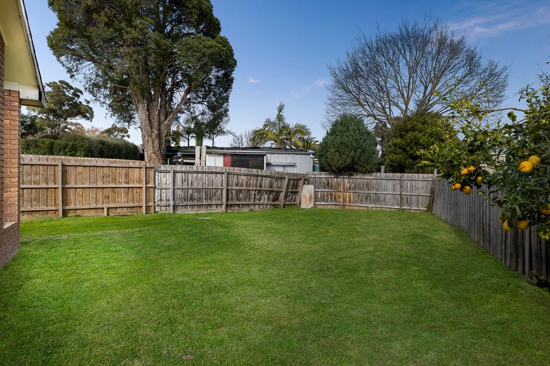 Photo - 2/394 Mountain Highway, Wantirna VIC 3152 - Image 10