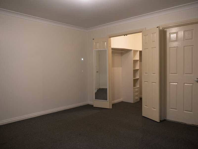 Photo - 23/96 Fawcett Street, Glenfield NSW 2167 - Image 4