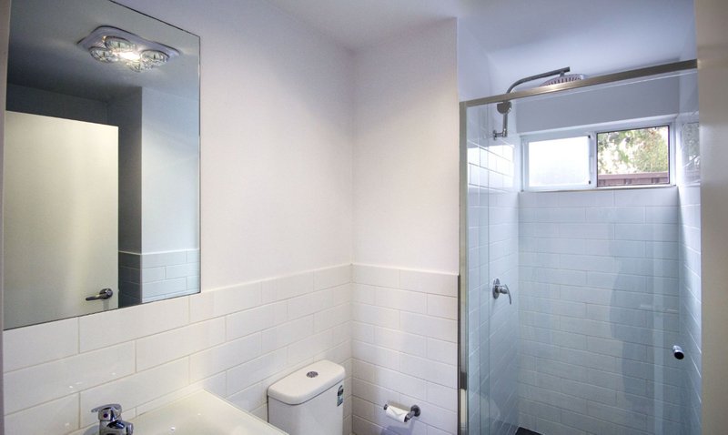 Photo - 23A Caves Beach Road, Caves Beach NSW 2281 - Image 7