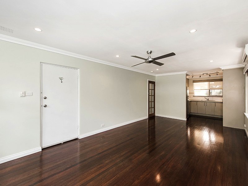 Photo - 23A Hewitt Way, Booragoon WA 6154 - Image 4