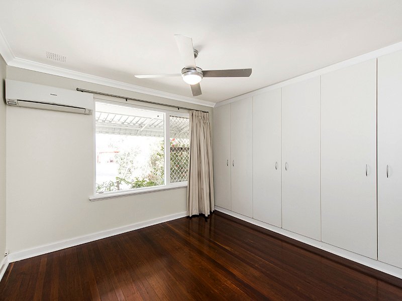 Photo - 23A Hewitt Way, Booragoon WA 6154 - Image 10