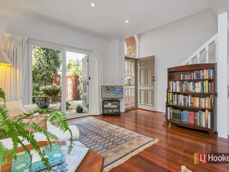 Photo - 2/3A Hughes Avenue, Kensington SA 5068 - Image 3