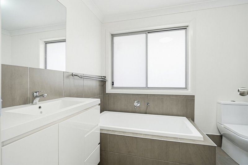 Photo - 23A Melrose Street, Middleton Grange NSW 2171 - Image 9