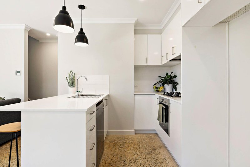 Photo - 23A Ogilby Crescent, Page ACT 2614 - Image 7