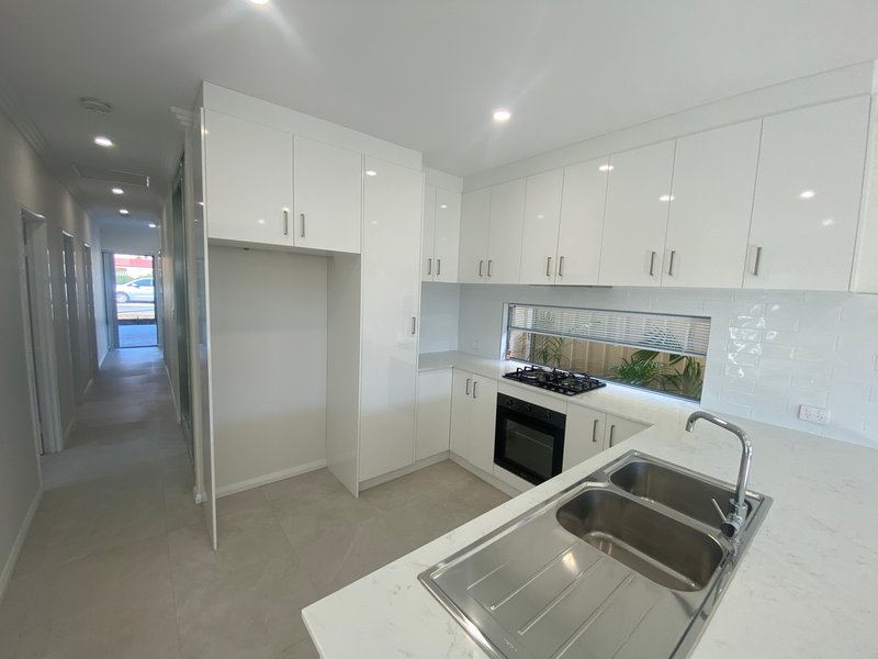 Photo - 23A Shortland Way, Girrawheen WA 6064 - Image 23