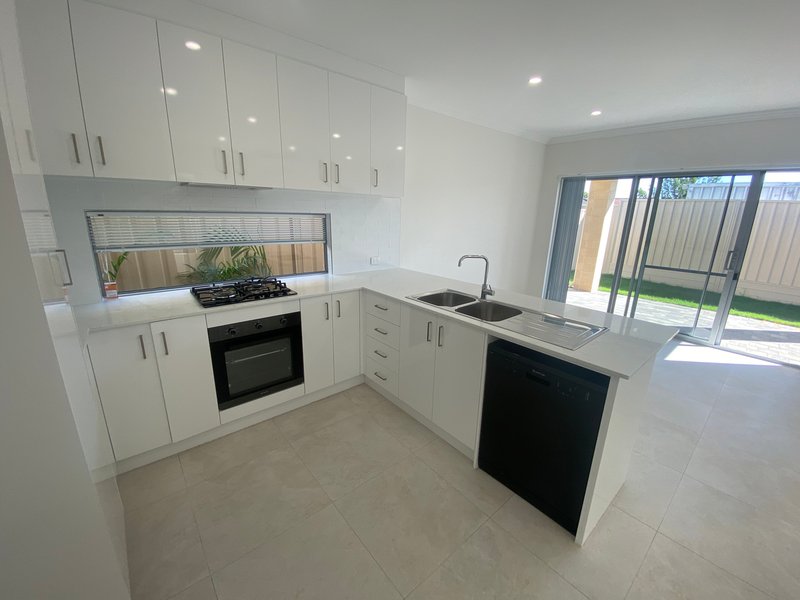 Photo - 23A Shortland Way, Girrawheen WA 6064 - Image 26