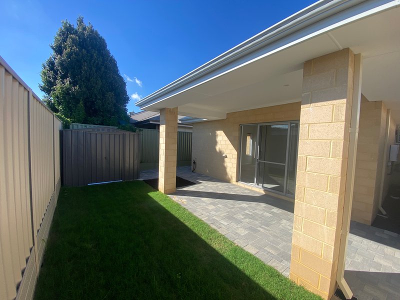 Photo - 23A Shortland Way, Girrawheen WA 6064 - Image 29