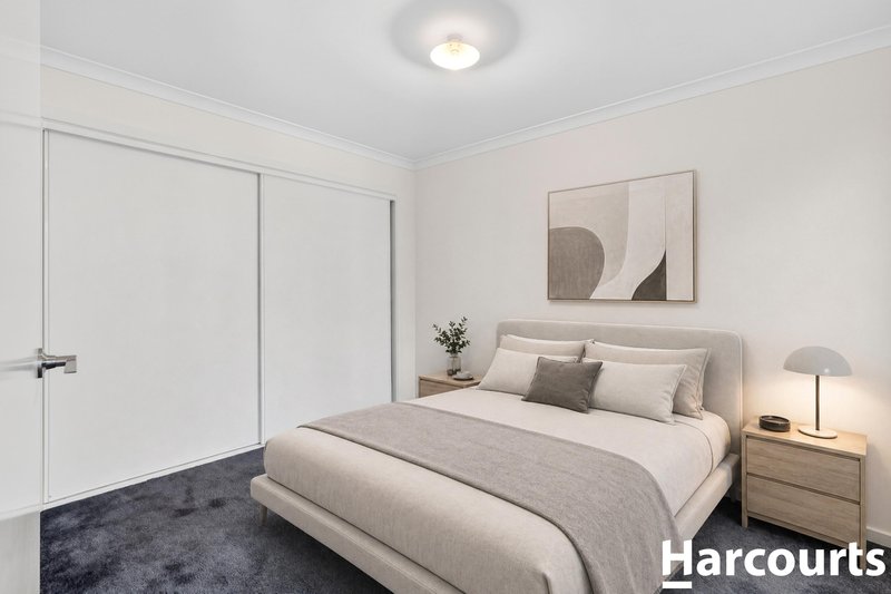 Photo - 23B Fetlock Drive, Truganina VIC 3029 - Image 3