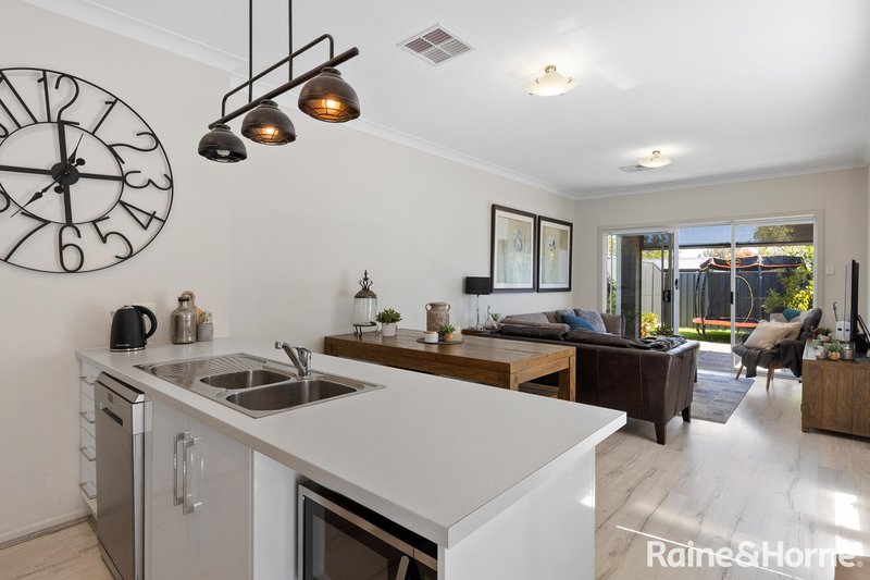 Photo - 23b Lutana Crescent, Mitchell Park SA 5043 - Image 3