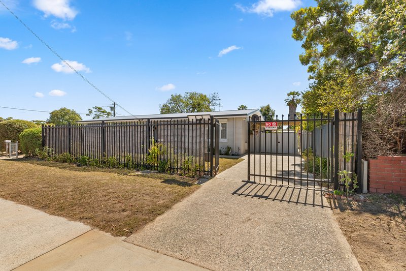 Photo - 23B Mirrabooka Avenue, Girrawheen WA 6064 - Image 7