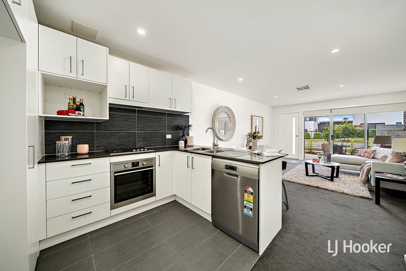 Photo - 23D Narrambla Terrace, Lawson ACT 2617 - Image 5