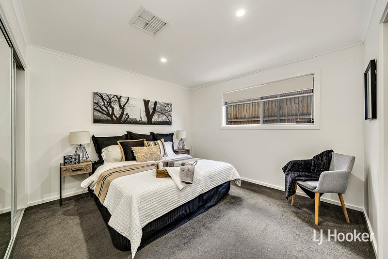 Photo - 23D Narrambla Terrace, Lawson ACT 2617 - Image 6