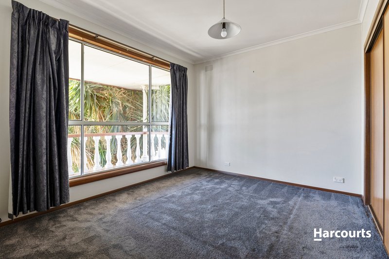 Photo - 24-26 Braund Avenue, Bell Post Hill VIC 3215 - Image 5
