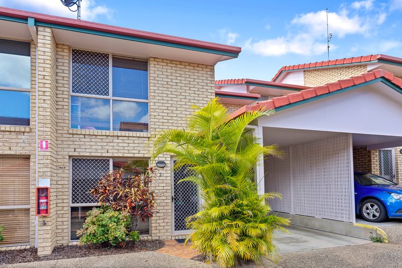 Photo - 2/4-6 Arwen Street, Maroochydore QLD 4558 - Image 10