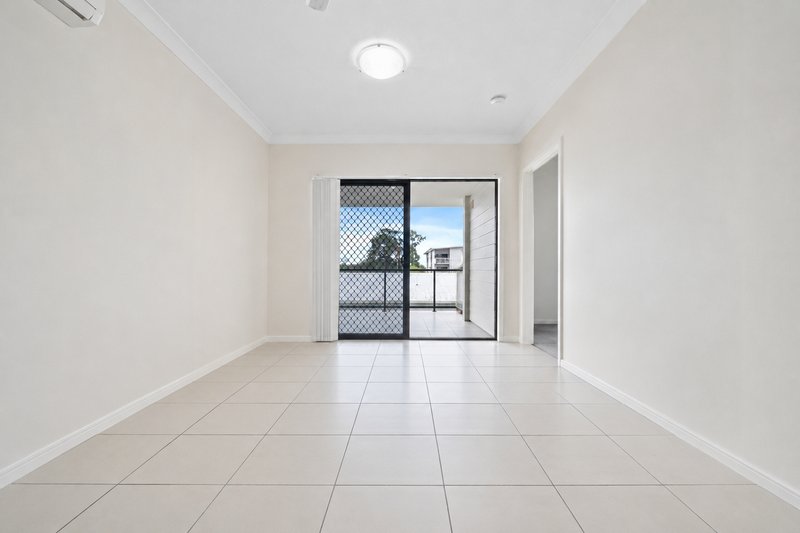 Photo - 2/4-6 Gona Street, Beenleigh QLD 4207 - Image 4