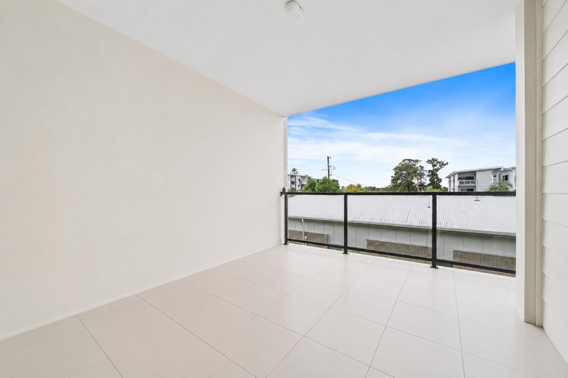 Photo - 2/4-6 Gona Street, Beenleigh QLD 4207 - Image 12