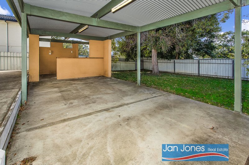 Photo - 24 Abelia Cres , Kippa-Ring QLD 4021 - Image 12