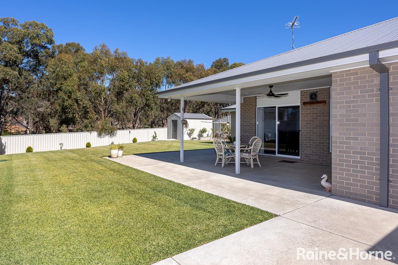 Photo - 24 Ah Ket Avenue, Lloyd NSW 2650 - Image 15