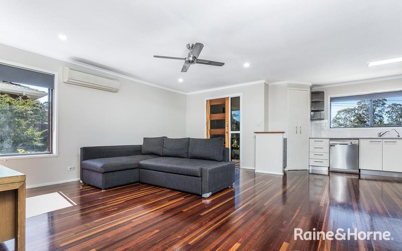Photo - 24 Alawara Street, Petrie QLD 4502 - Image 5