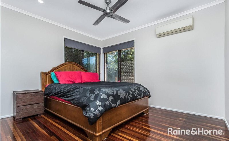 Photo - 24 Alawara Street, Petrie QLD 4502 - Image 9