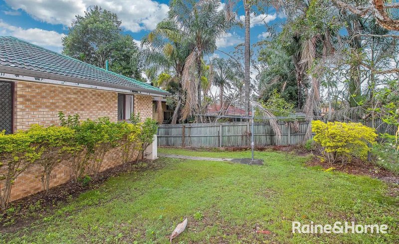 Photo - 24 Alawara Street, Petrie QLD 4502 - Image 13