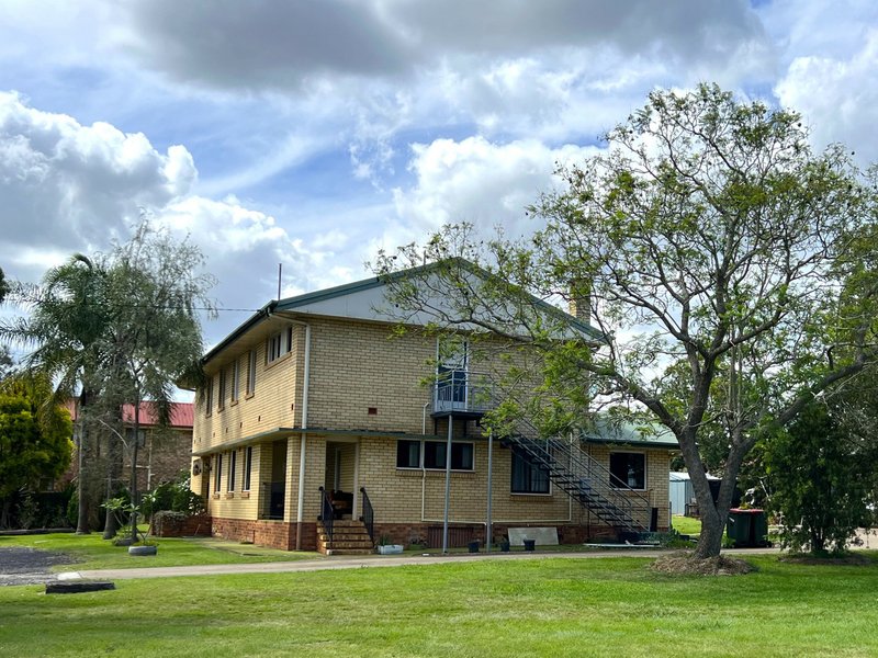 Photo - 24 Albert Street, Kingaroy QLD 4610 - Image 2