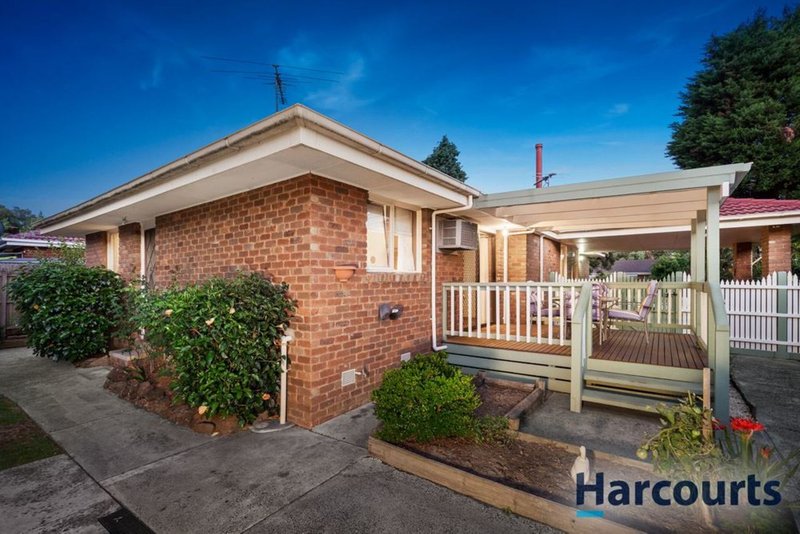 Photo - 24 Alderford Drive, Wantirna VIC 3152 - Image 8