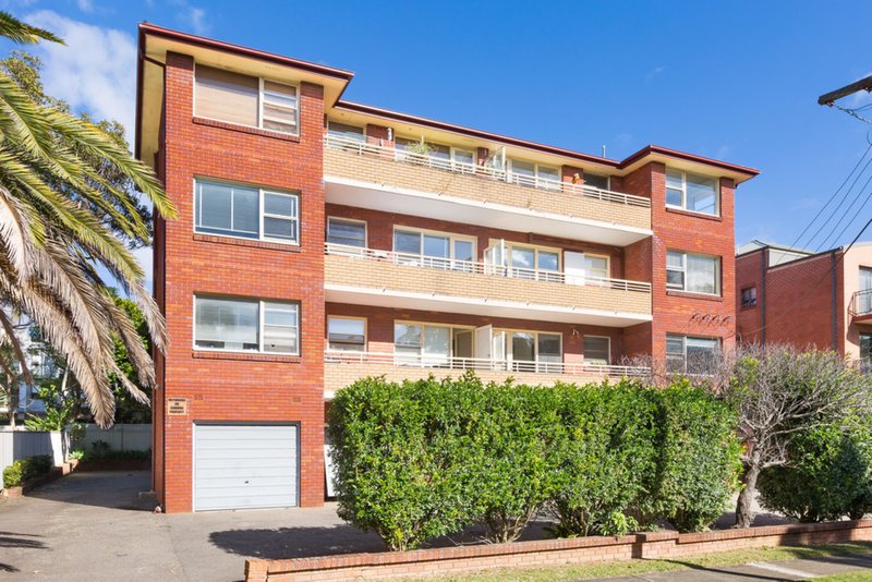 Photo - 2/4 Allison Road, Cronulla NSW 2230 - Image 6