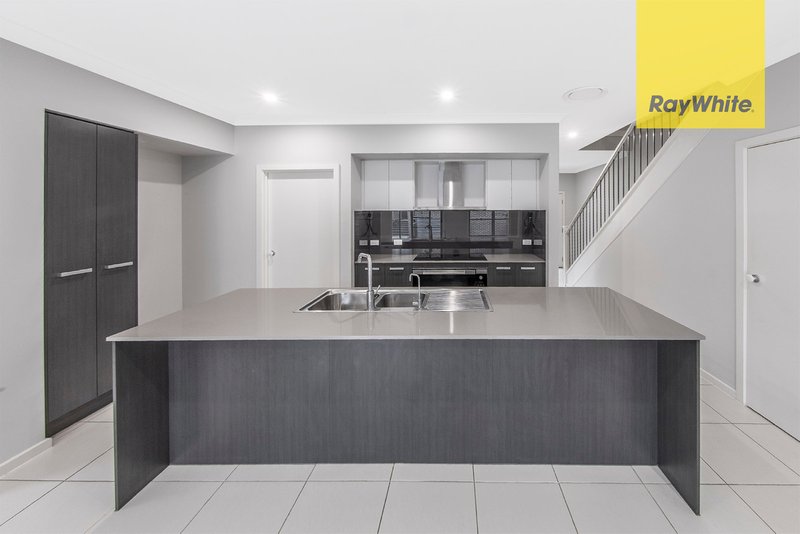 Photo - 24 Altitude Street, North Richmond NSW 2754 - Image 2