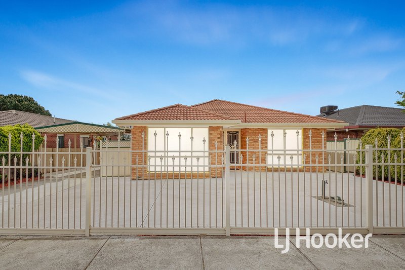 24 Amber Drive, Hampton Park VIC 3976