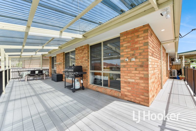 Photo - 24 Amber Drive, Hampton Park VIC 3976 - Image 16