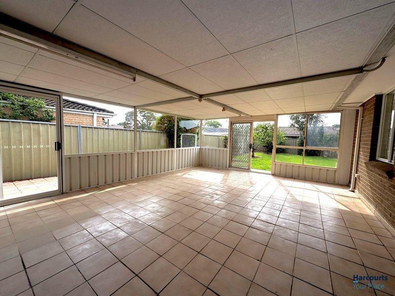 Photo - 24 Aminta Crescent, Hassall Grove NSW 2761 - Image 7