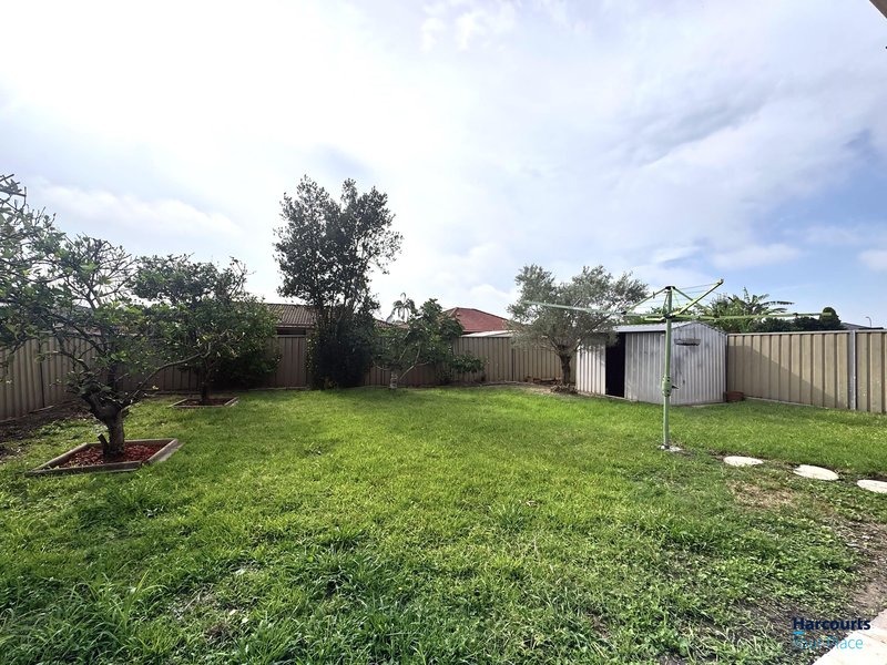 Photo - 24 Aminta Crescent, Hassall Grove NSW 2761 - Image 8