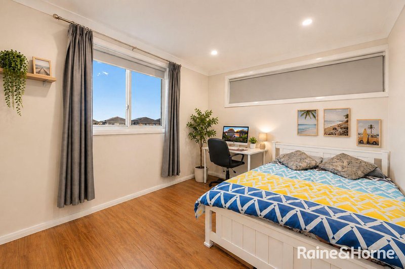 Photo - 24 Amru Crescent, Bardia NSW 2565 - Image 6
