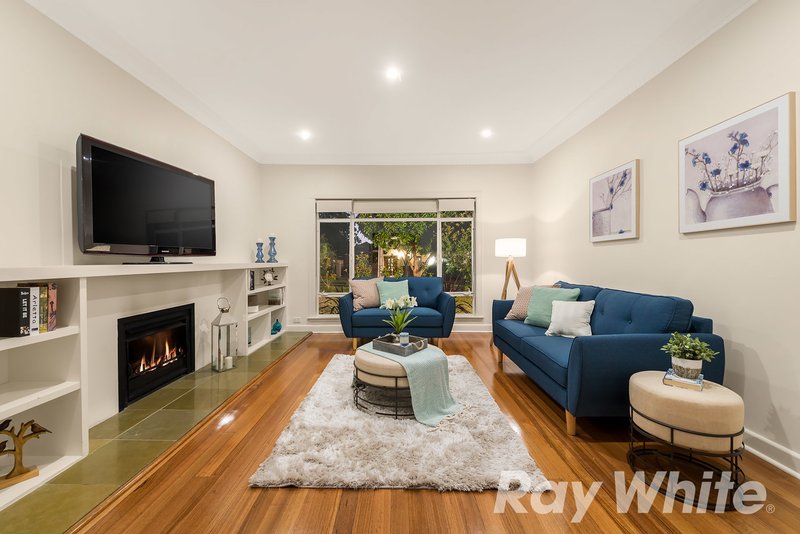 Photo - 24 Andrews Street, Burwood VIC 3125 - Image 2