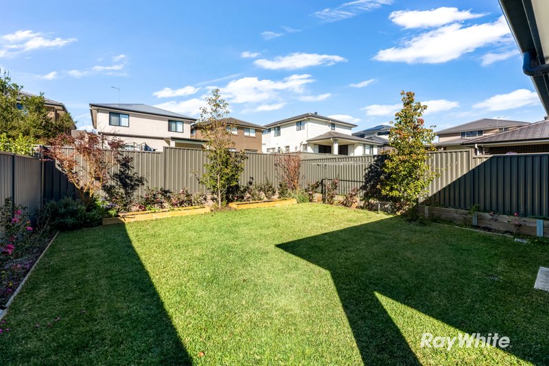 Photo - 24 Angove Street, Rouse Hill NSW 2155 - Image 16