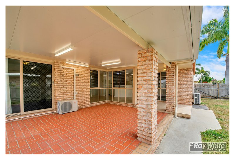 Photo - 24 Anna Street, Norman Gardens QLD 4701 - Image 7