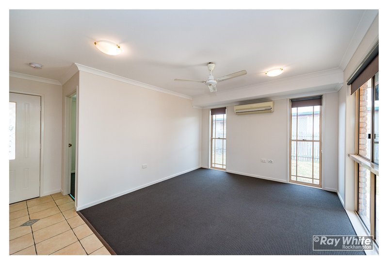 Photo - 24 Anna Street, Norman Gardens QLD 4701 - Image 23