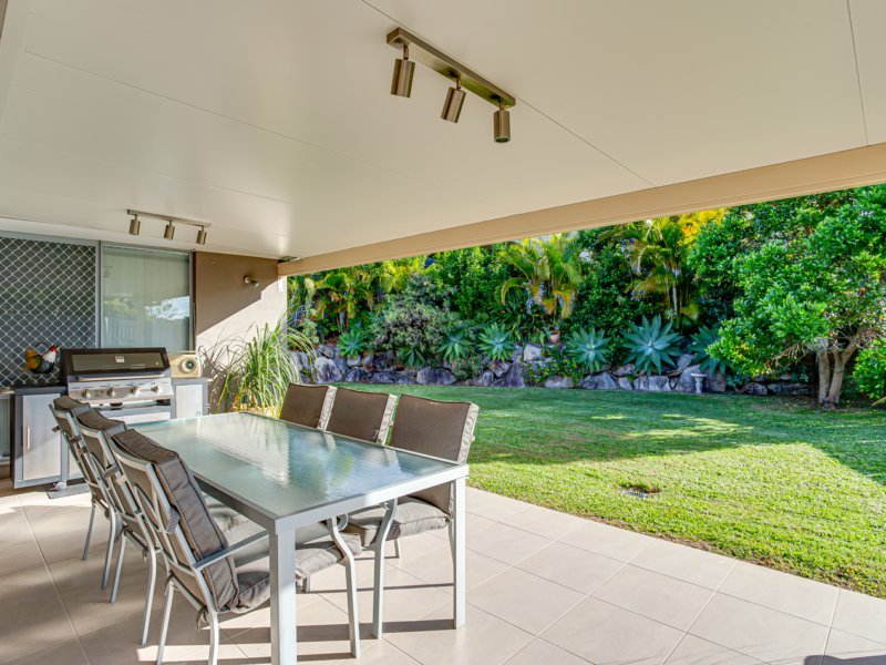 Photo - 24 Antonson Crescent, Mudgeeraba QLD 4213 - Image 2