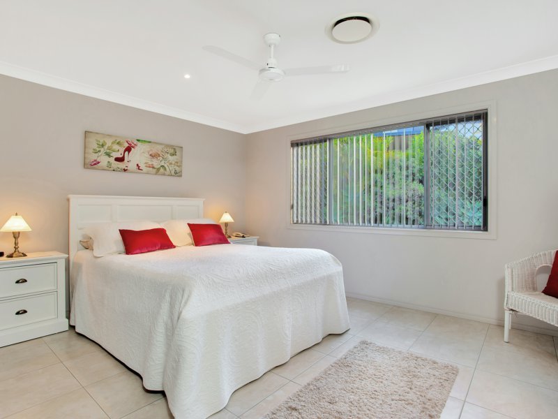 Photo - 24 Antonson Crescent, Mudgeeraba QLD 4213 - Image 5