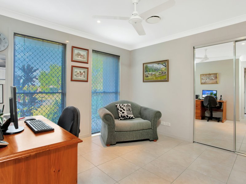 Photo - 24 Antonson Crescent, Mudgeeraba QLD 4213 - Image 12