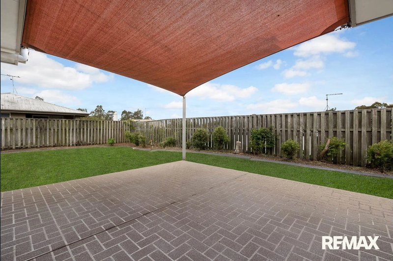 Photo - 24 Aqua Crescent, Redland Bay QLD 4165 - Image 11