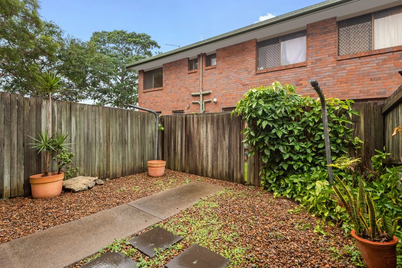 Photo - 2/4 Arac Street, Woodridge QLD 4114 - Image 10